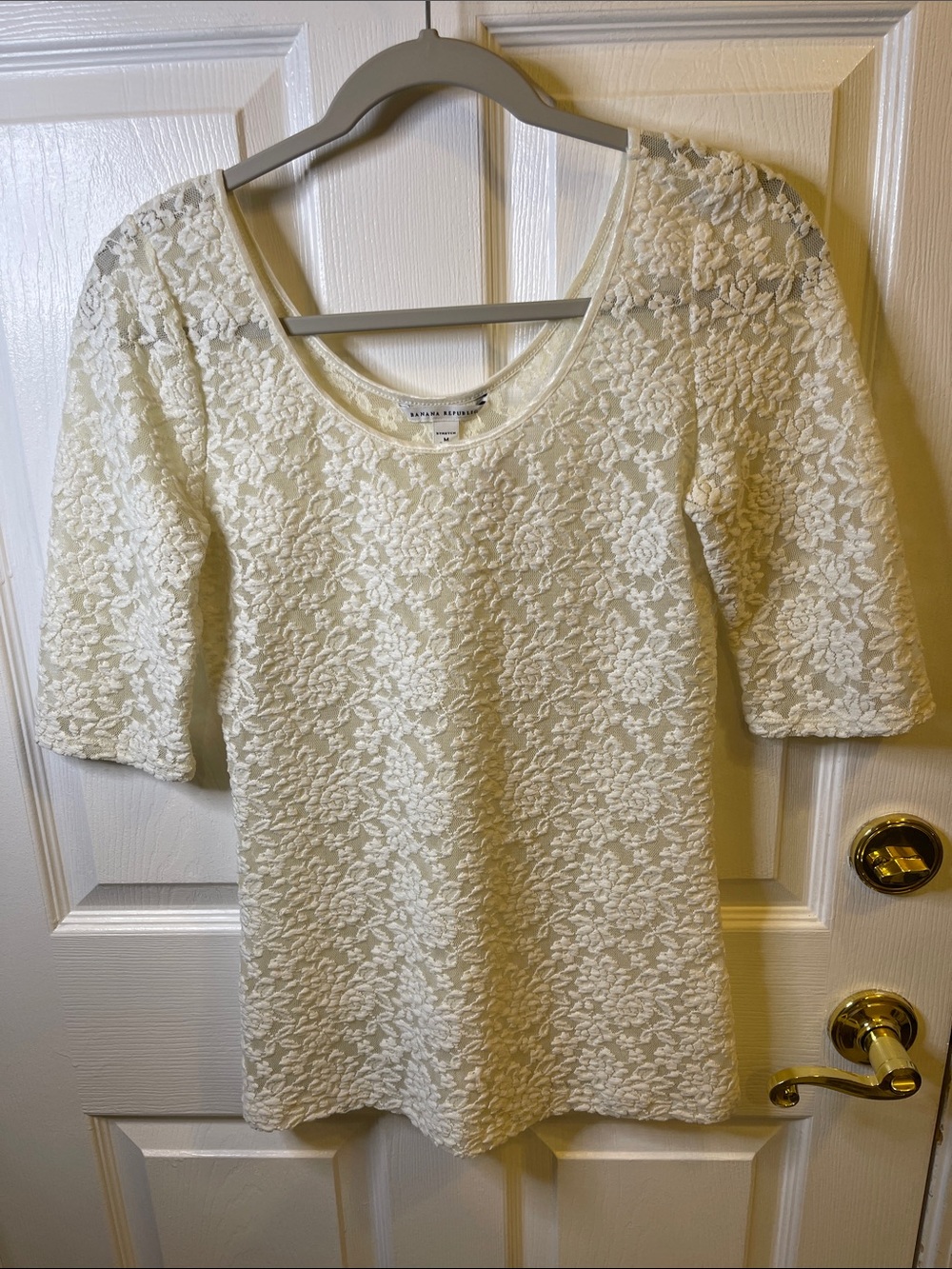 Banana Republic Ivory Floral Lace Scoop Neck Blouse